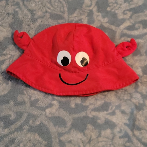 Red crap sun hat - Picture 1 of 2